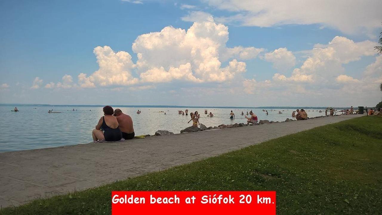 Maison Cirmi Szabadhidveg Bagian luar foto